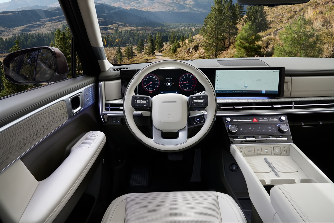 Hyundai Santa Fe Hybrid interior
