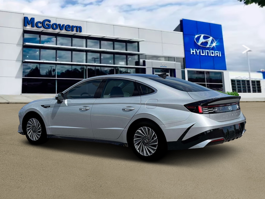 New 2026 Hyundai Sonata Hybrid SEL Sedan