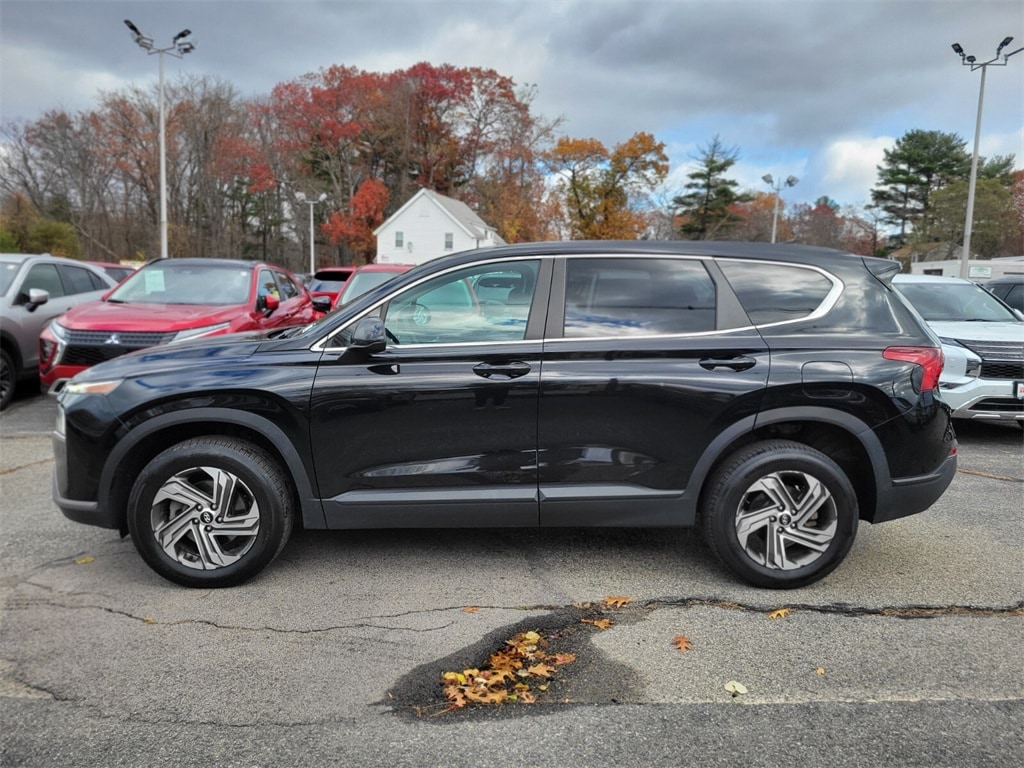 Used 2021 Hyundai Santa Fe SE with VIN 5NMS1DAJ4MH346756 for sale in Wilmington, MA