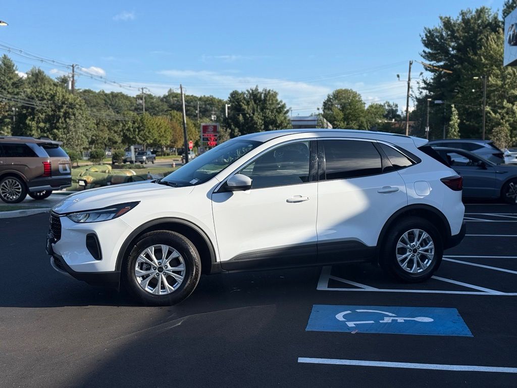 Used 2024 Ford Escape Active SUV