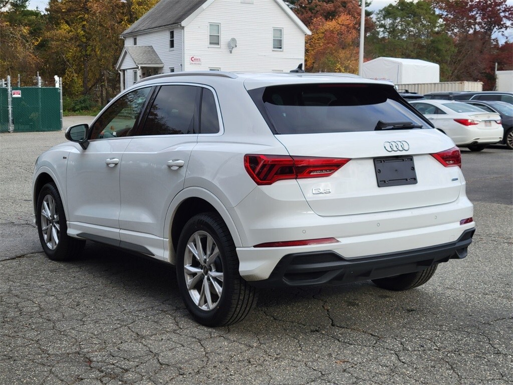 2024 Audi Q3 Premium S line photo 2