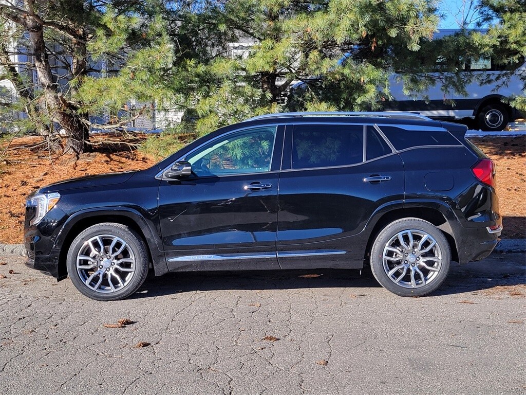 Used 2022 GMC Terrain Denali SUV