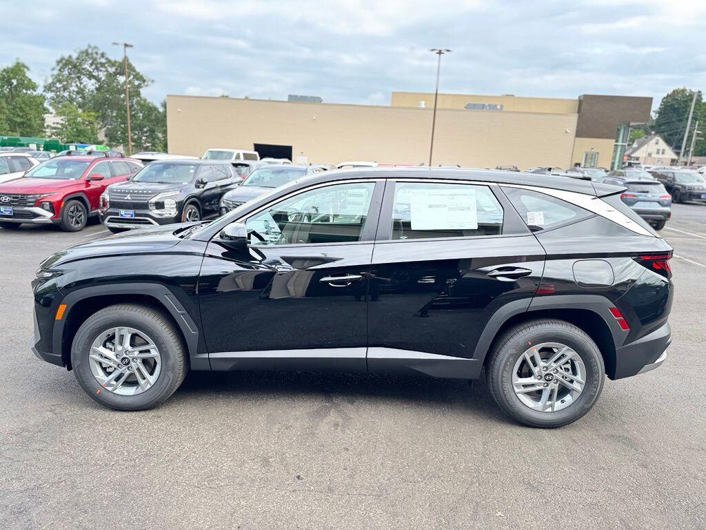 New 2026 Hyundai Tucson SE AWD SUV