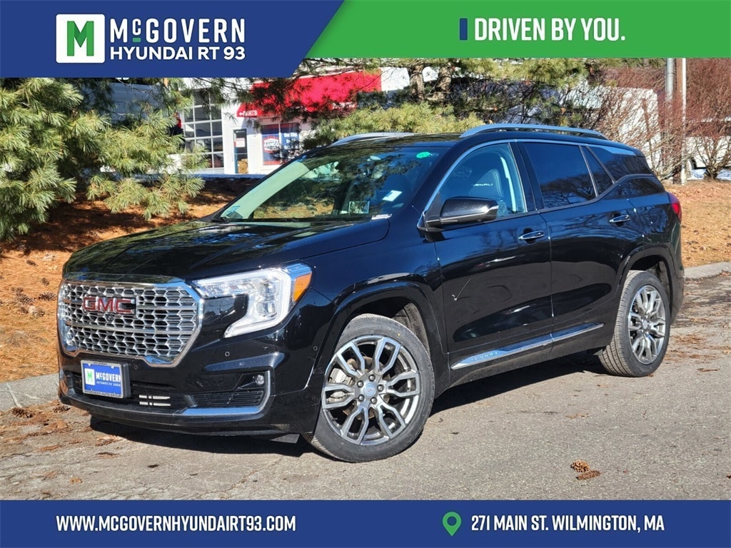2022 GMC Terrain Denali's photo