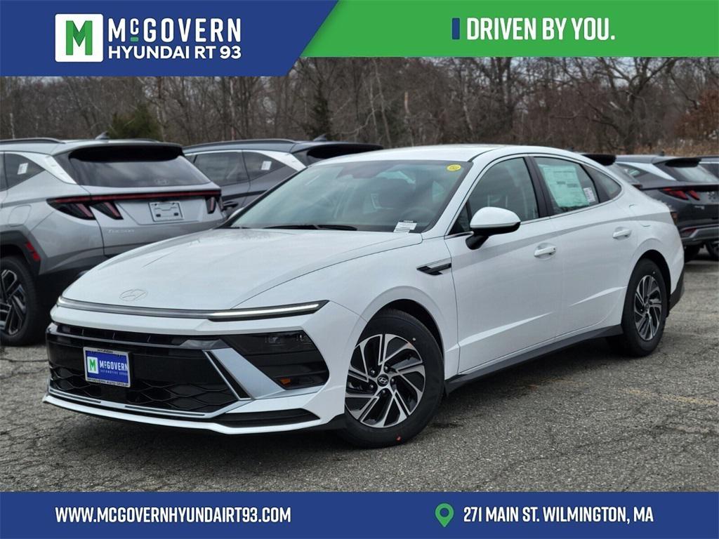 2026 Hyundai Sonata Hybrid Sedan 