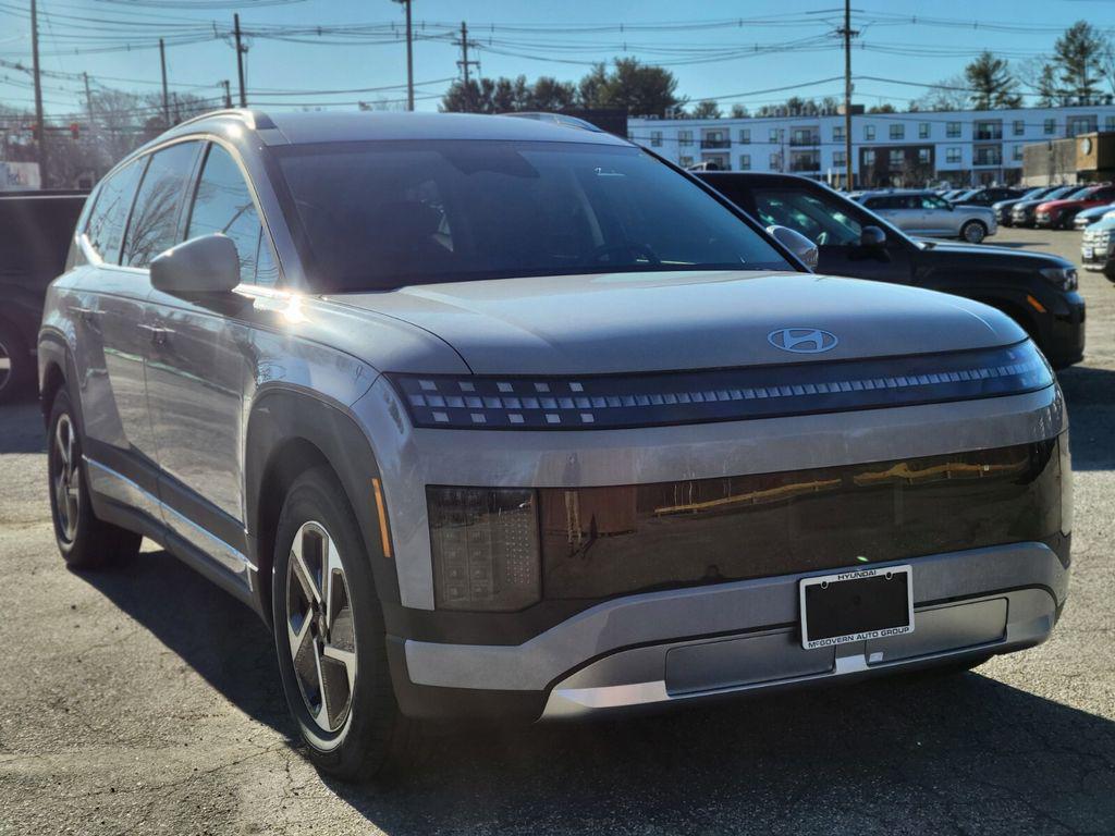 2026 Hyundai IONIQ 9 SE - Photo 7