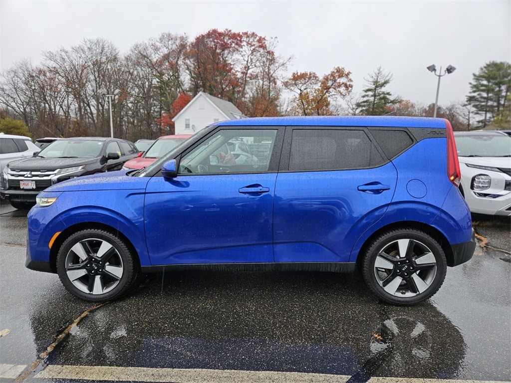 Used 2020 Kia Soul EX with VIN KNDJ33AU0L7084931 for sale in Newton, MA
