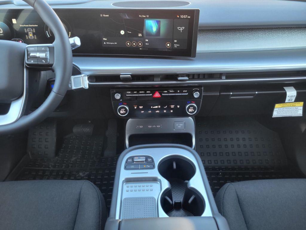 2026 Hyundai IONIQ 9 SE - Photo 12