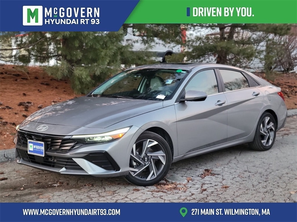 2025 Hyundai Elantra Limited's photo