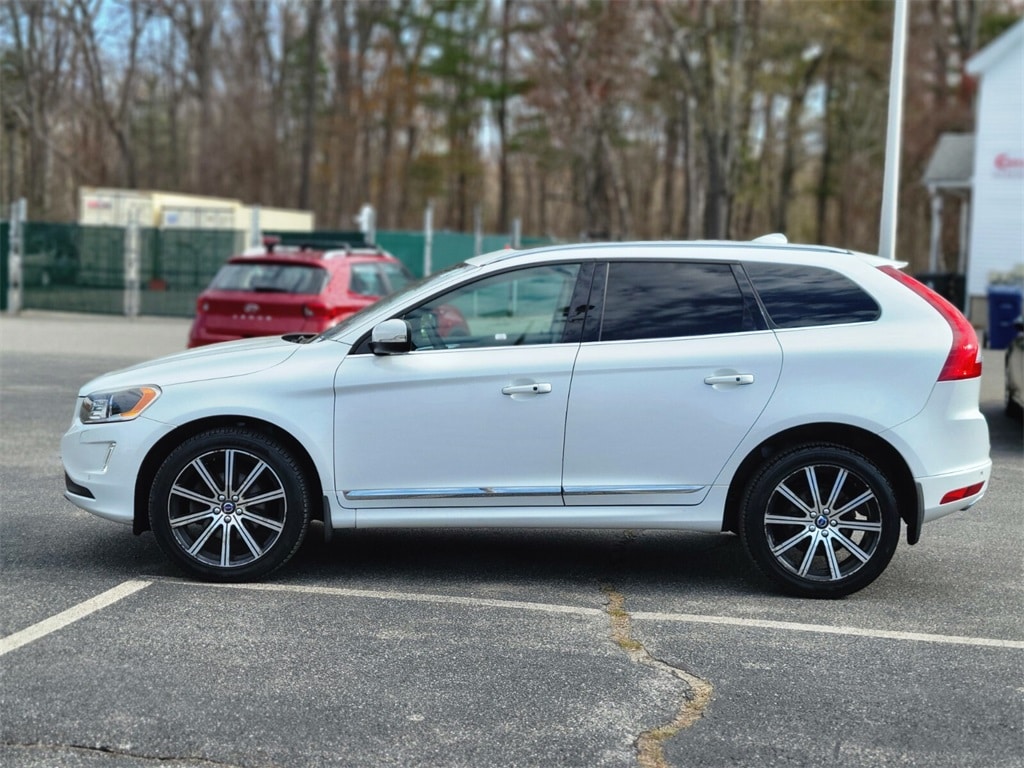 Used 2017 Volvo XC60 T6 Inscription with VIN YV449MRU1H2121797 for sale in Wilmington, MA