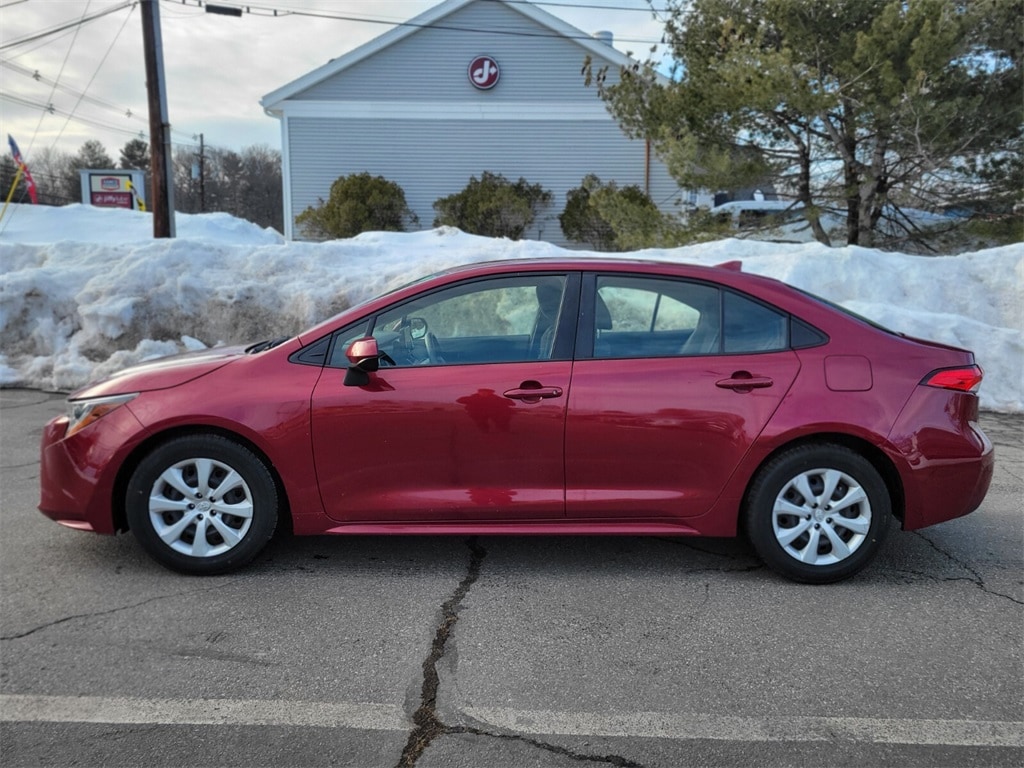 Used 2022 Toyota Corolla LE with VIN JTDEPMAE3NJ210094 for sale in Wilmington, MA