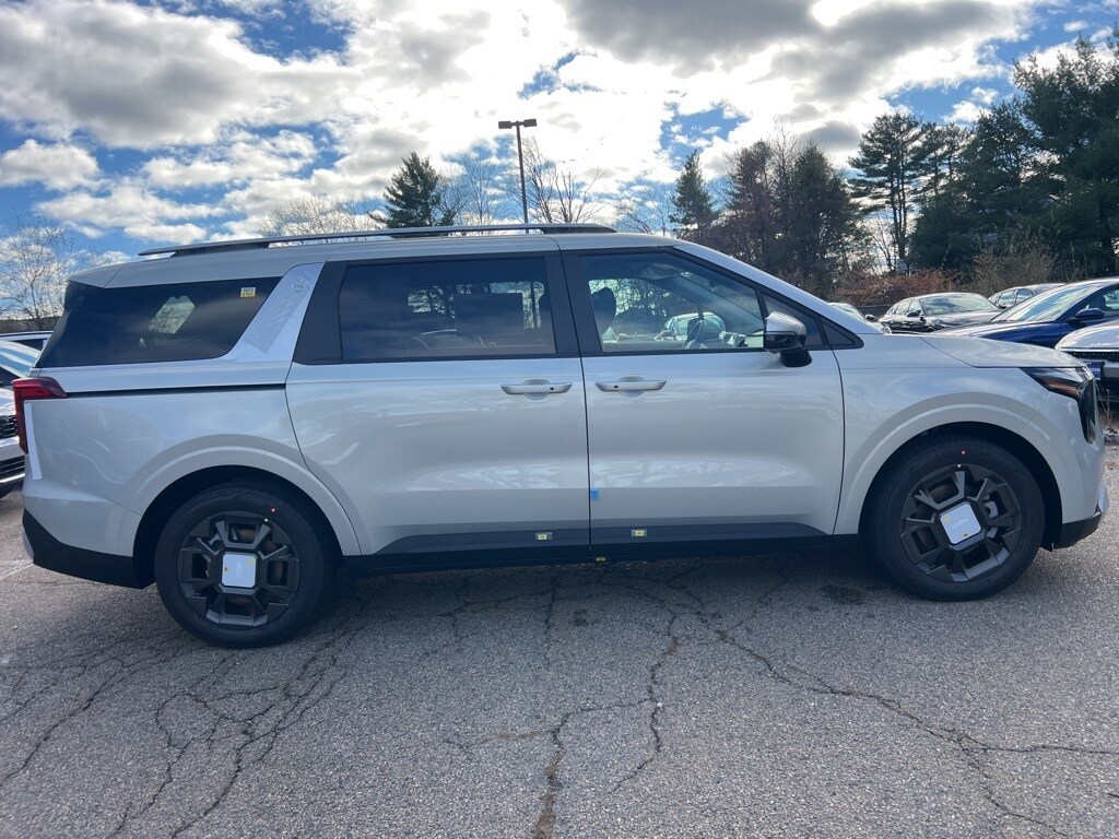 2026 Kia Carnival EX photo 4