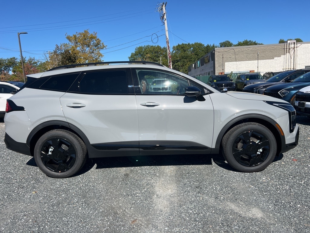 2026 Kia Sportage X-Line photo 3