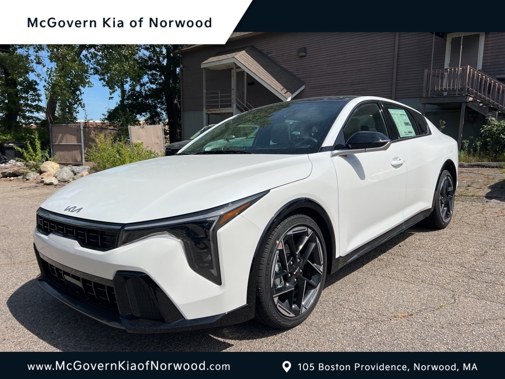 2025 Kia K4 GT-Line's photo