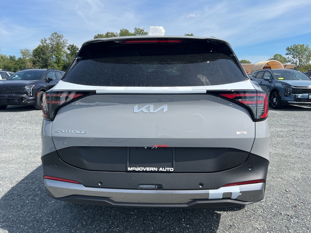 2026 Kia Sportage Hybrid EX photo 3
