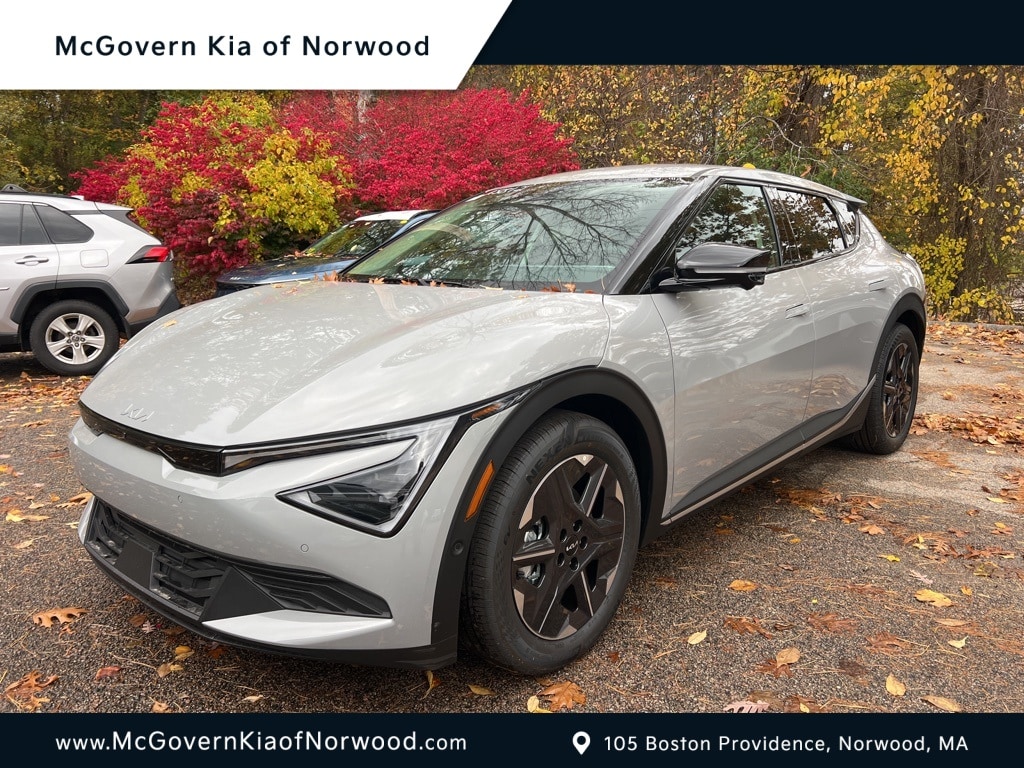 2025 Kia EV6 Light L/R's photo