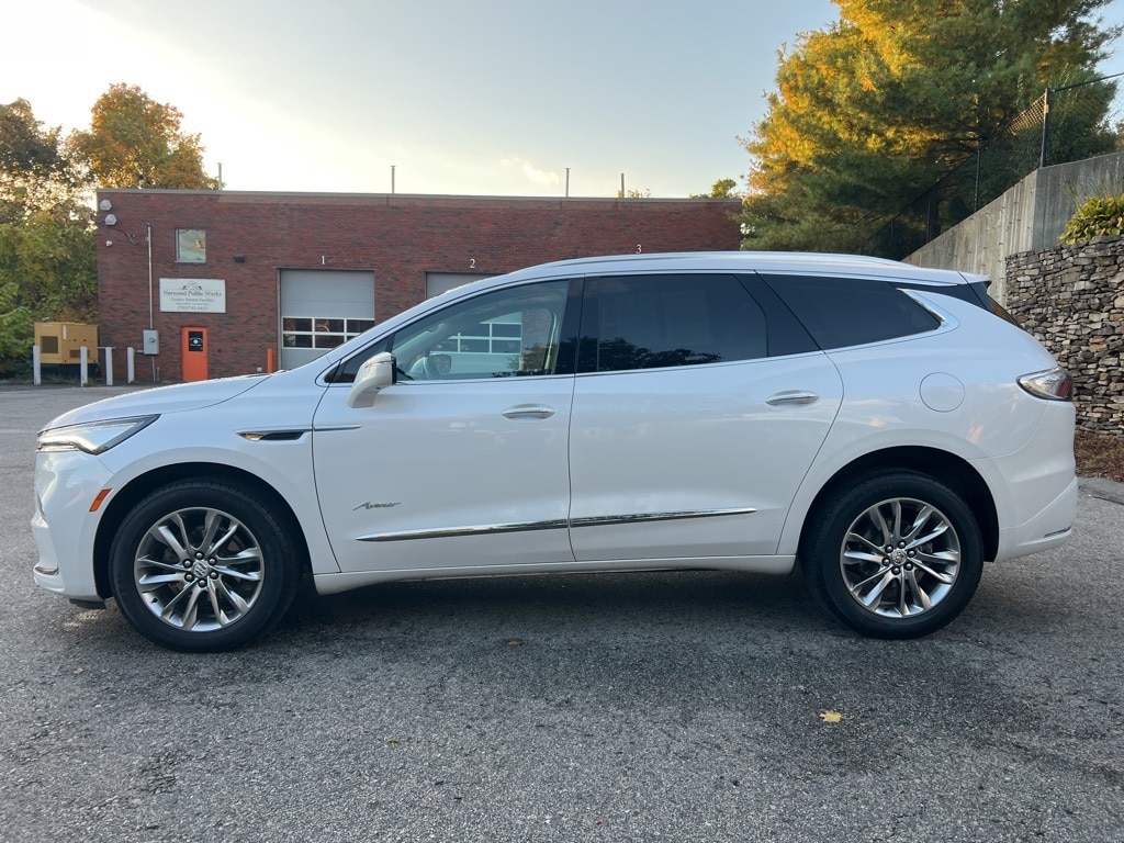 Used 2023 Buick Enclave Avenir SUV