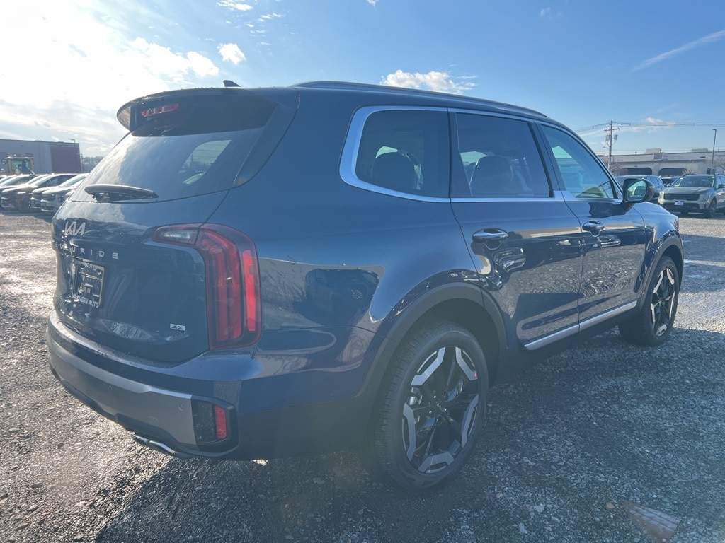 New 2025 Kia Telluride S SUV