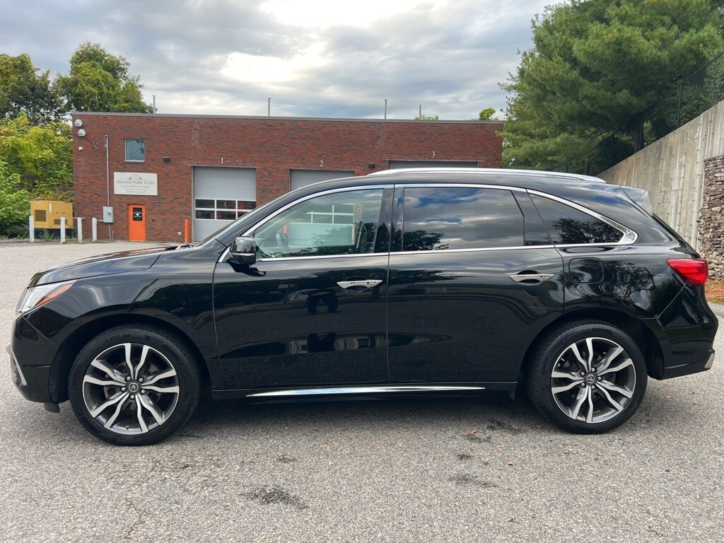 2020 Acura MDX SH-AWD Advance photo 2