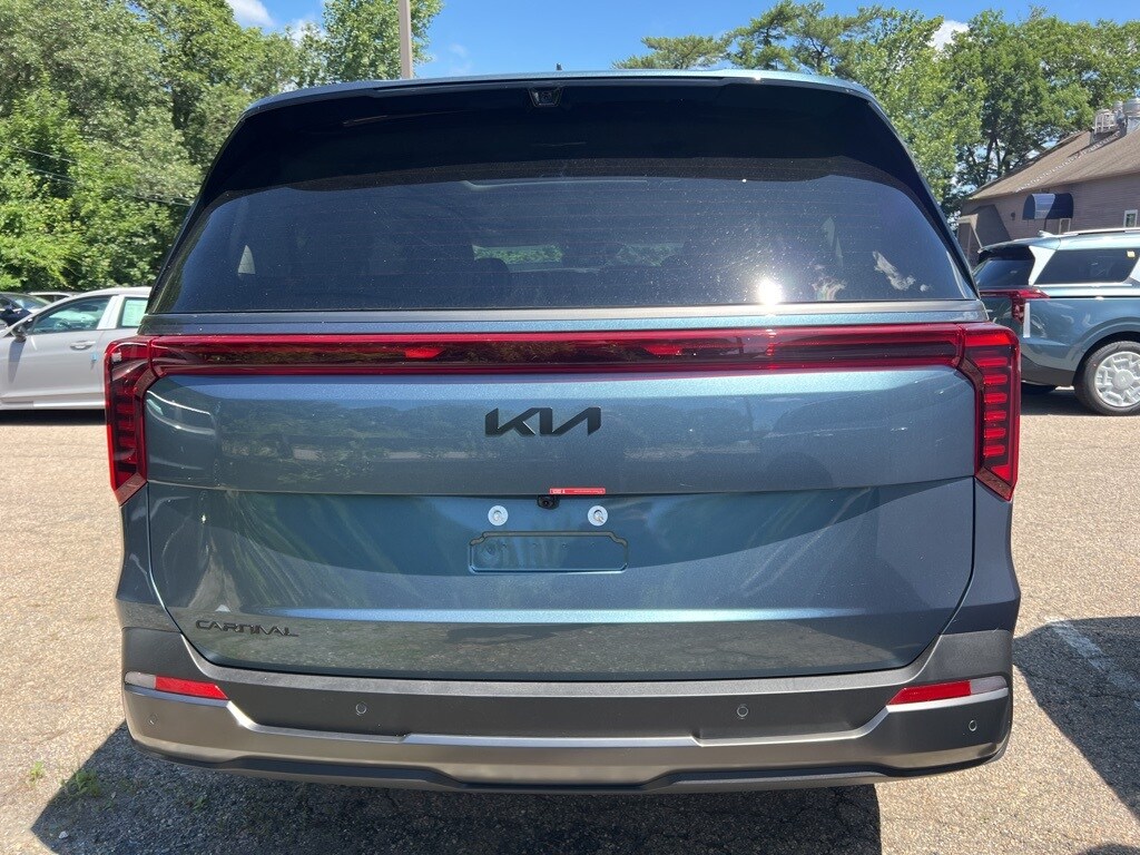 2026 Kia Carnival SX Prestige photo 3