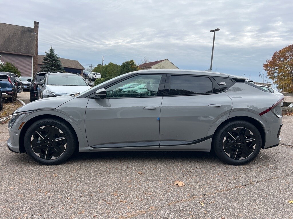 2025 Kia EV6 GT-Line photo 2