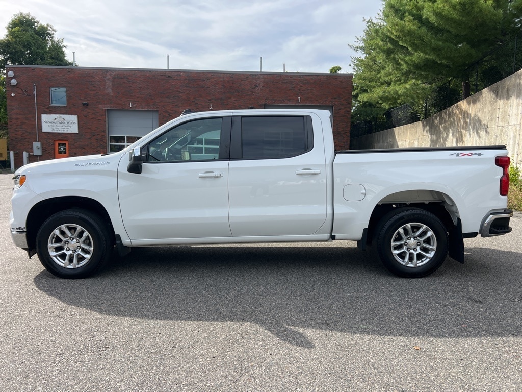 Used 2022 Chevrolet Silverado 1500 LT Truck Crew Cab