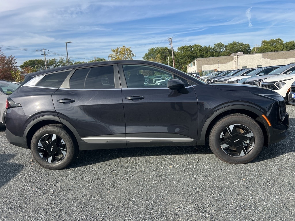 New 2026 Kia Sportage LX SUV