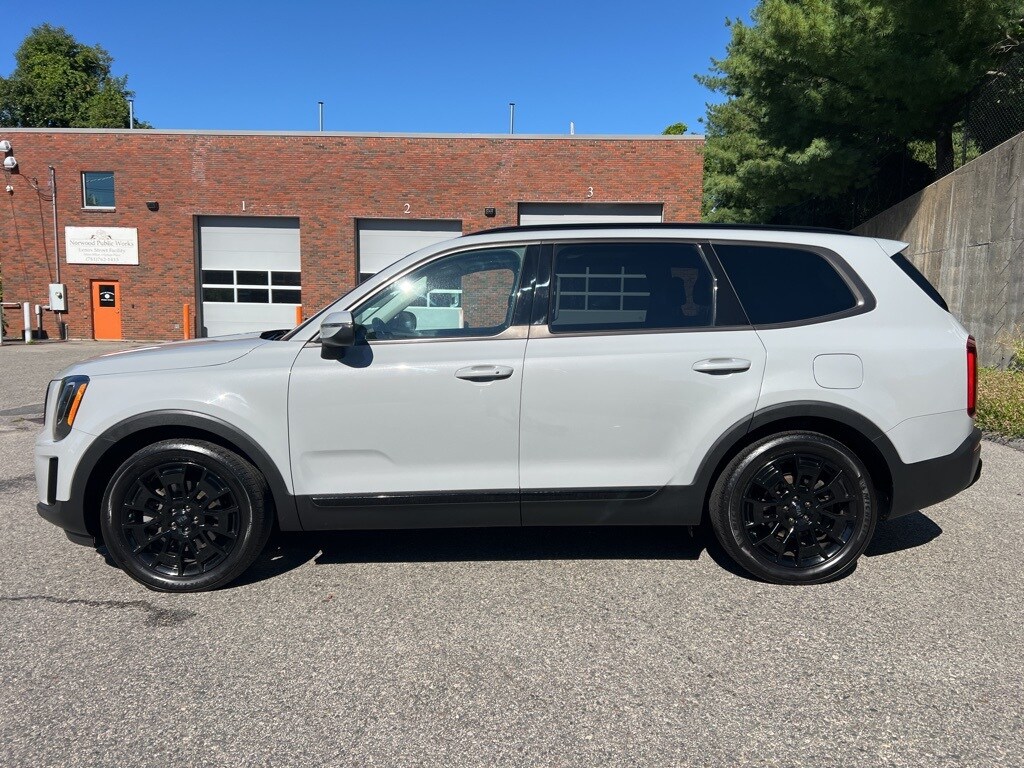 2021 Kia Telluride EX photo 2