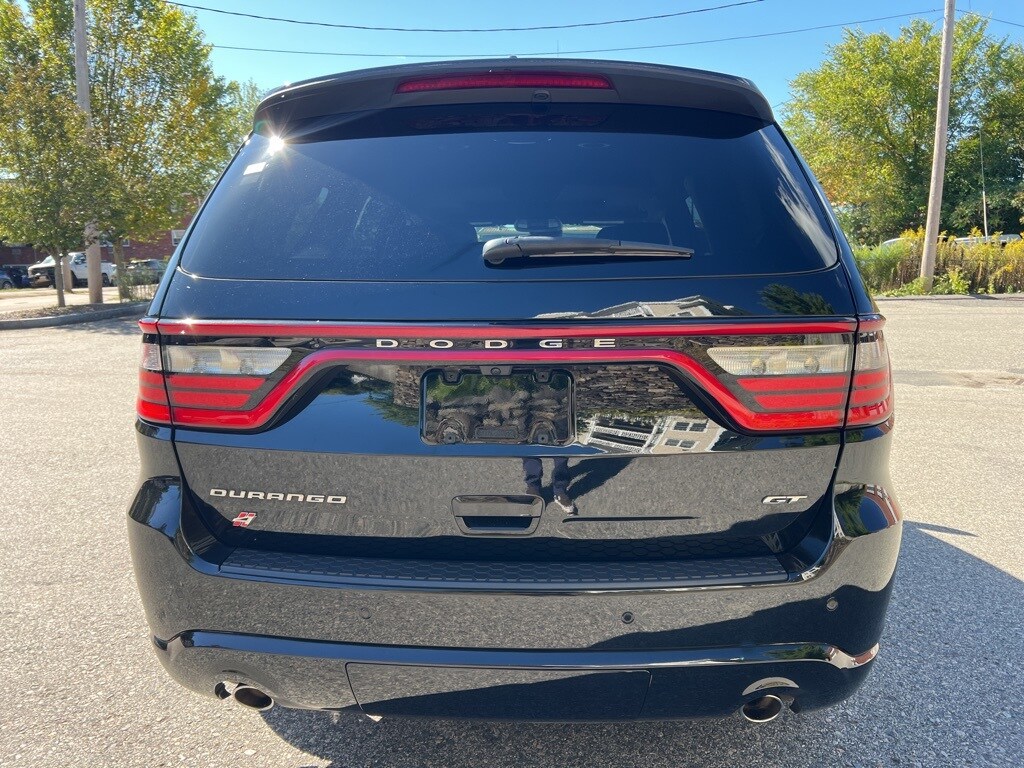 2022 Dodge Durango GT Plus photo 3