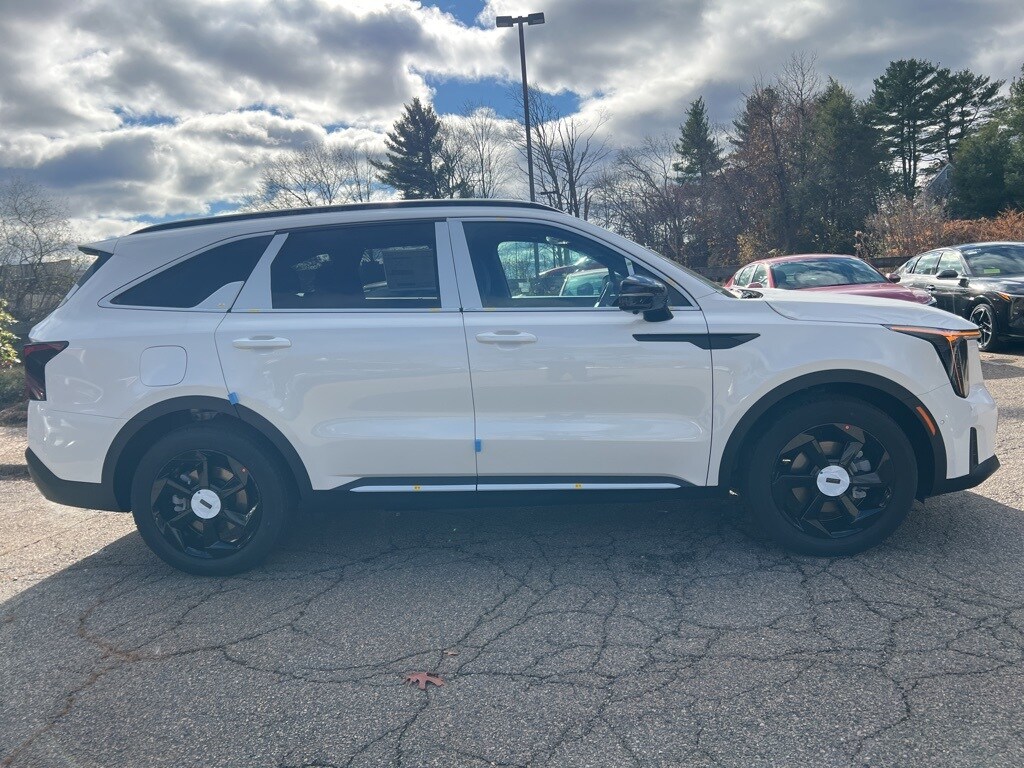 2026 Kia Sorento Plug-In Hybrid X-Line SX Prestige photo 3