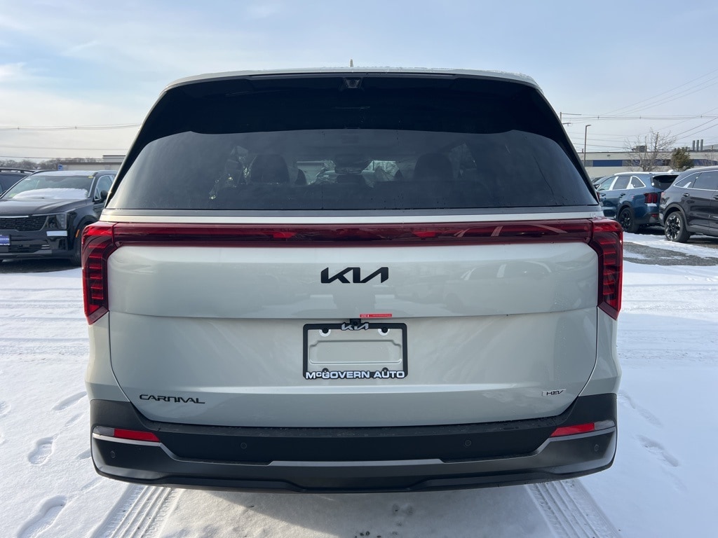 New 2026 Kia Carnival Hybrid SX Van Passenger Van