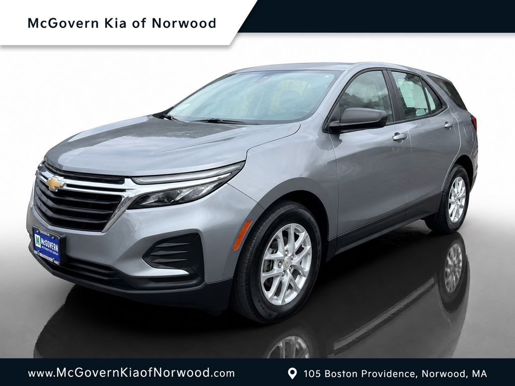 2023 Chevrolet Equinox LS's photo