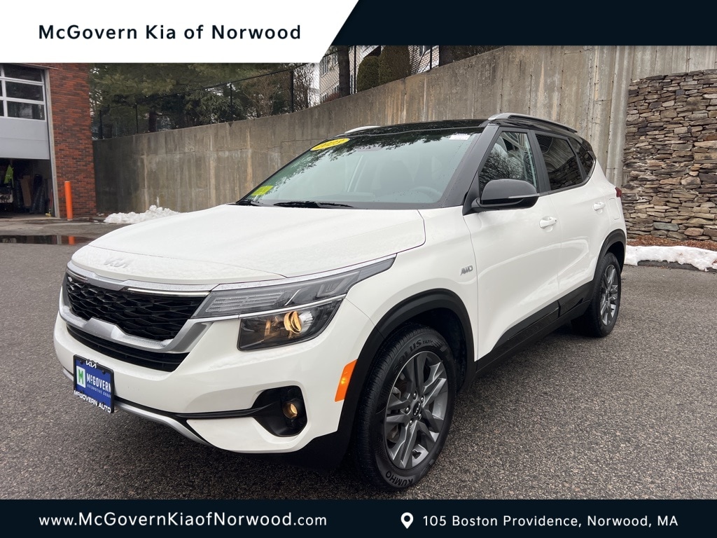 2023 Kia Seltos S's photo