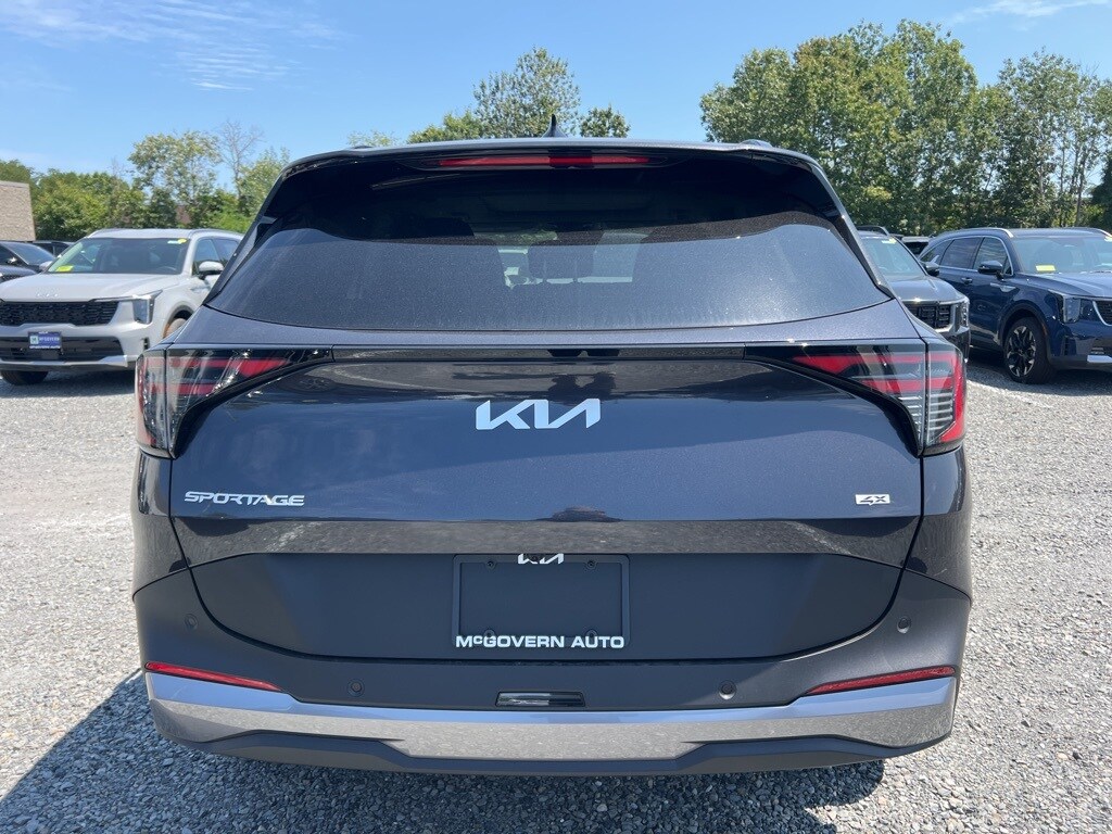 2026 Kia Sportage EX photo 2