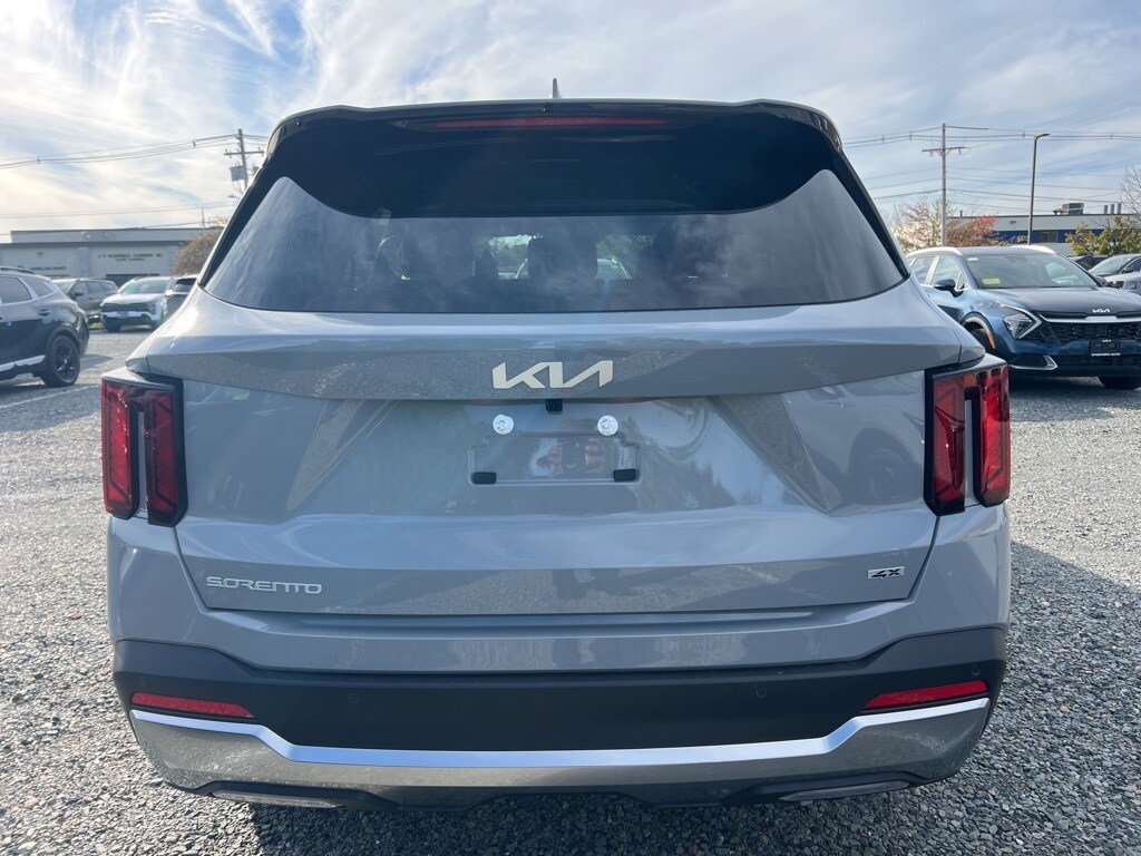 2026 Kia Sorento EX photo 2