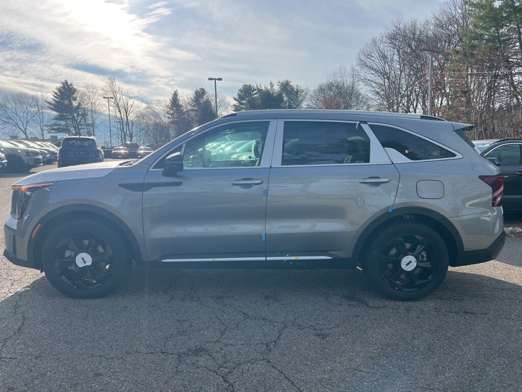 2026 Kia Sorento Plug-In Hybrid X-Line SX Prestige photo 2