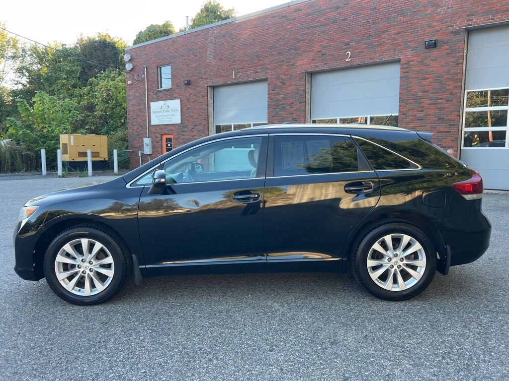 2013 Toyota Venza photo 2