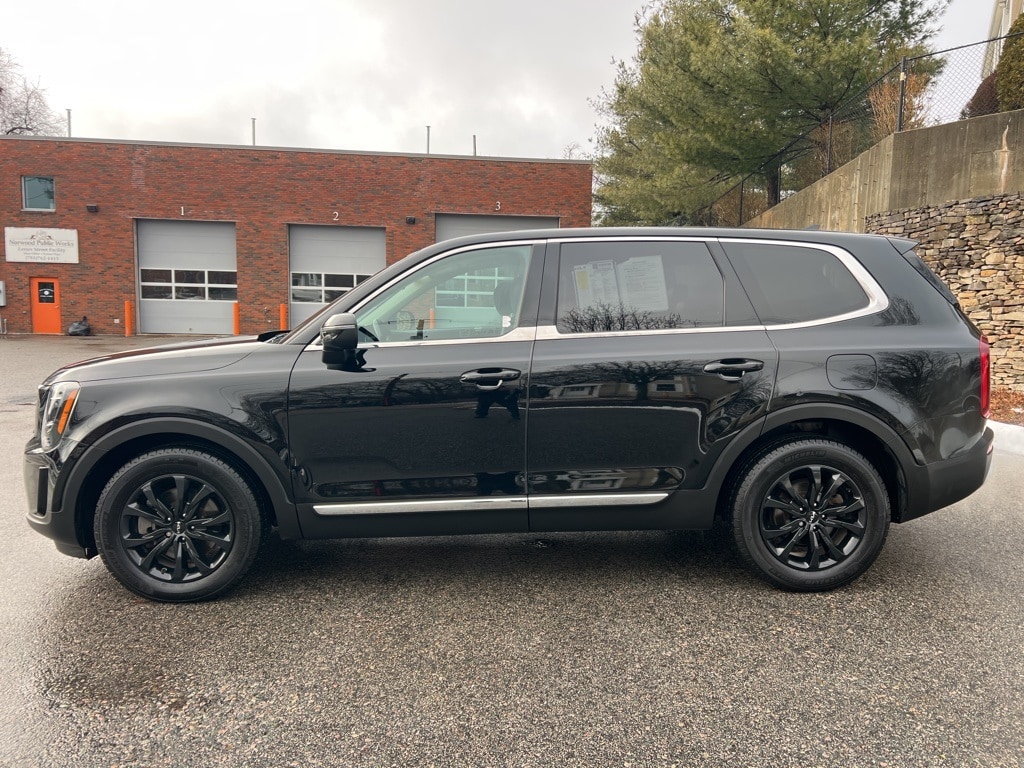 Used 2022 Kia Telluride LX SUV