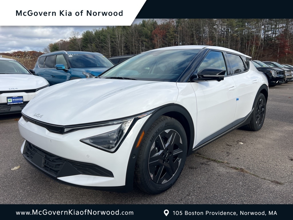 2025 Kia EV6 Light L/R's photo