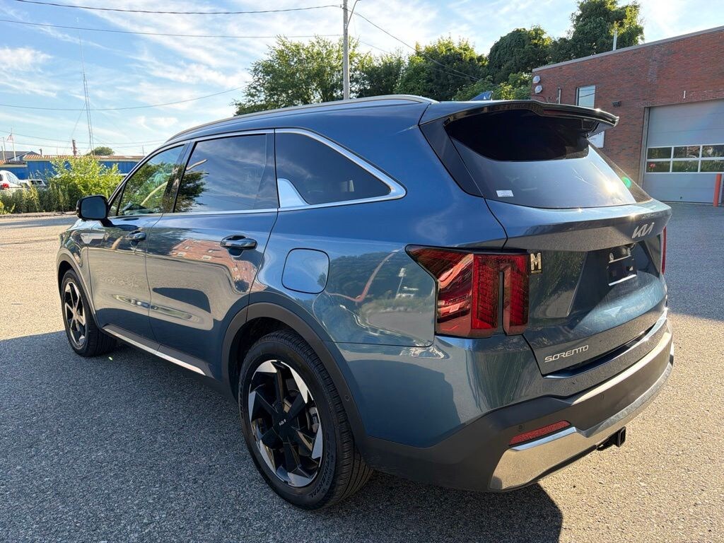 Used 2025 Kia Sorento Plug-In Hybrid SX Prestige SUV