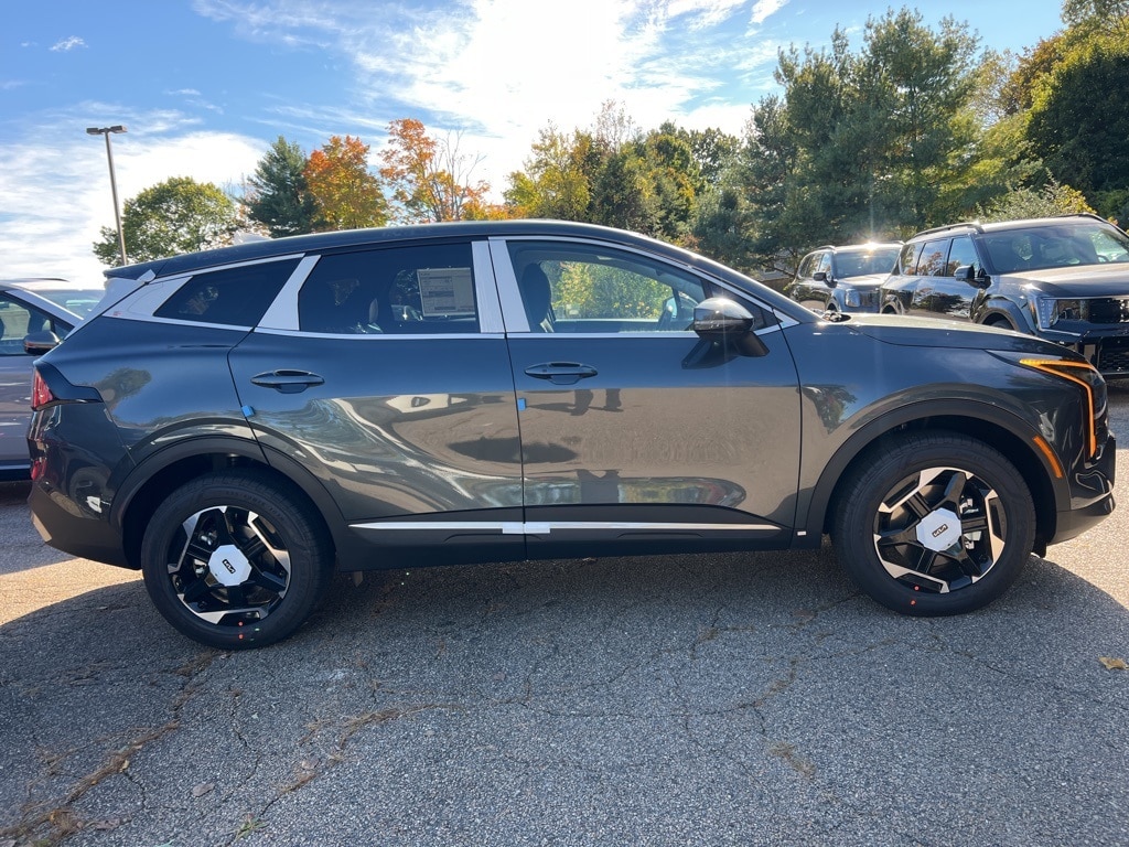 New 2026 Kia Sportage Hybrid S SUV