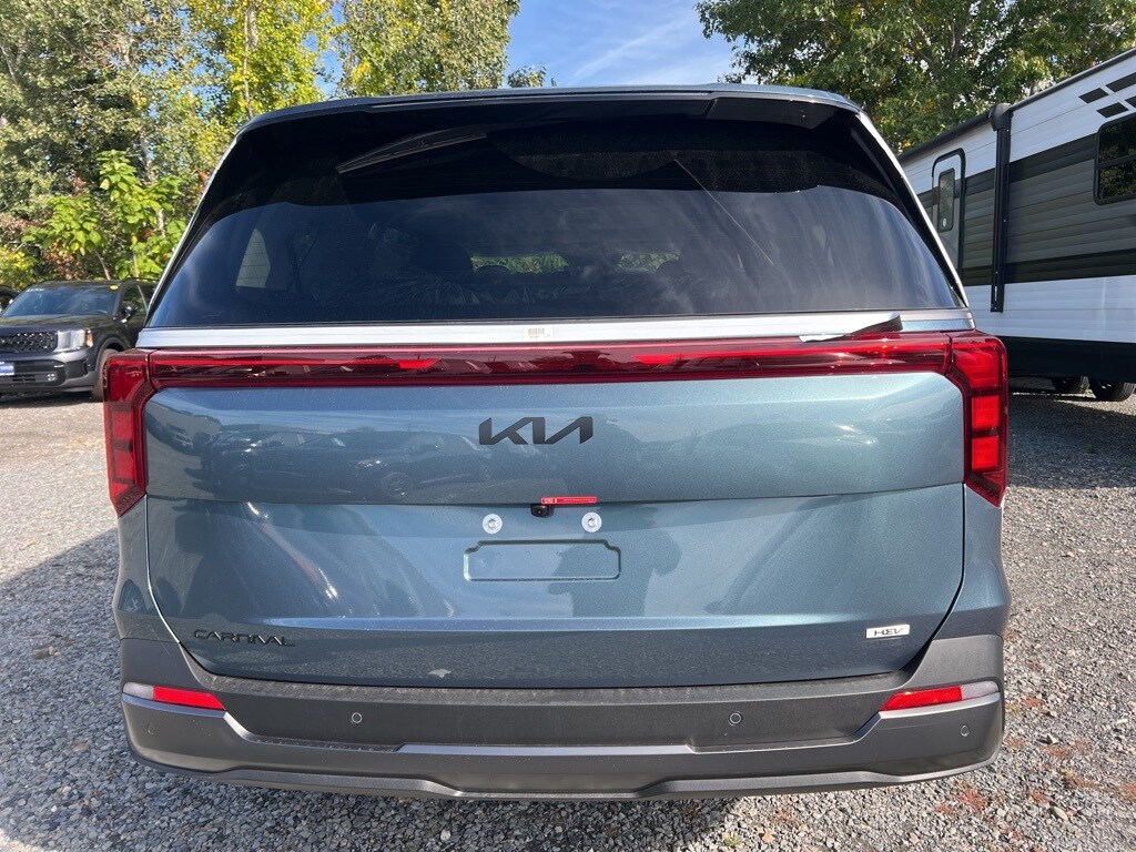 2026 Kia Carnival SX photo 2