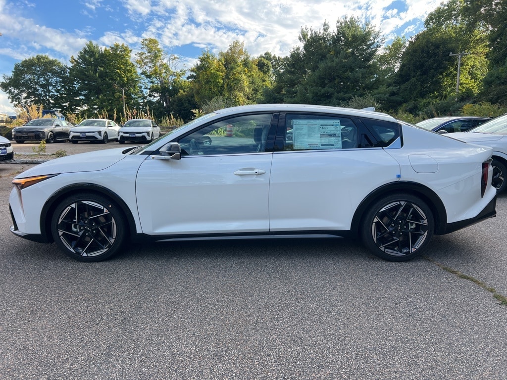 New 2025 Kia K4 GT-Line Sedan
