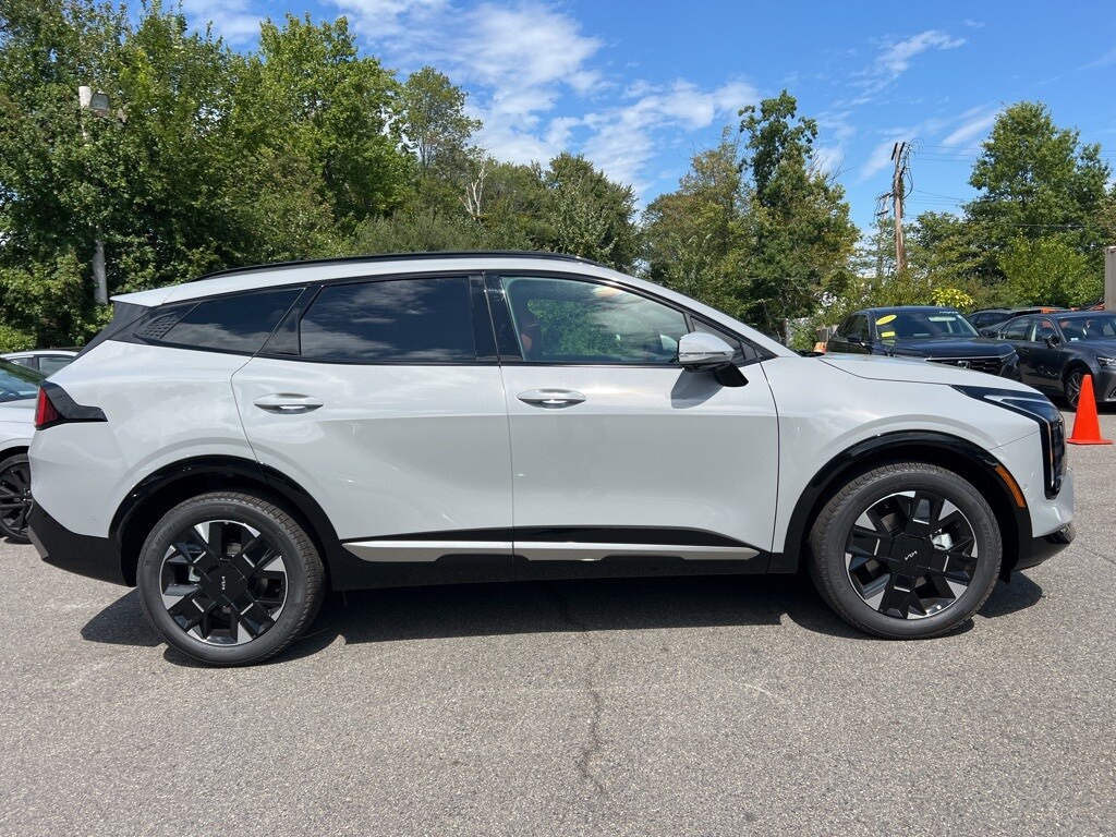 2026 Kia Sportage photo 3