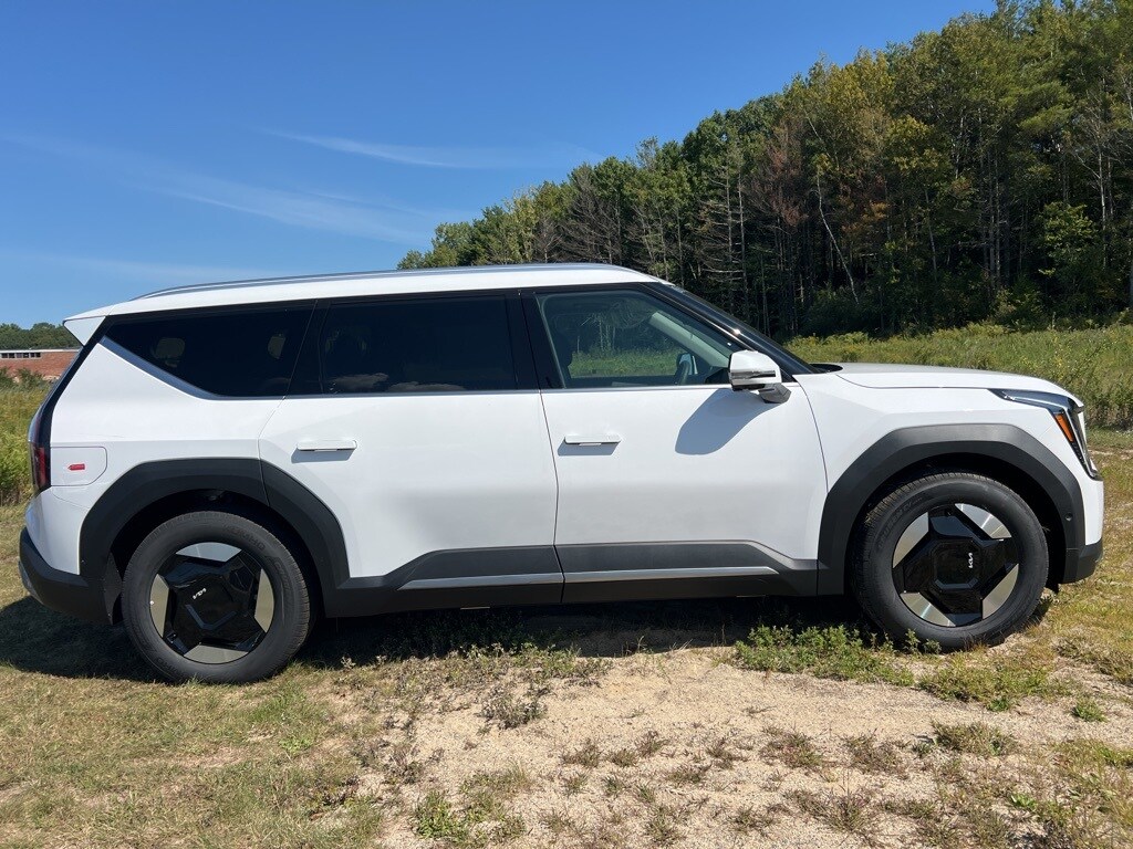 2026 Kia EV9 Wind photo 4
