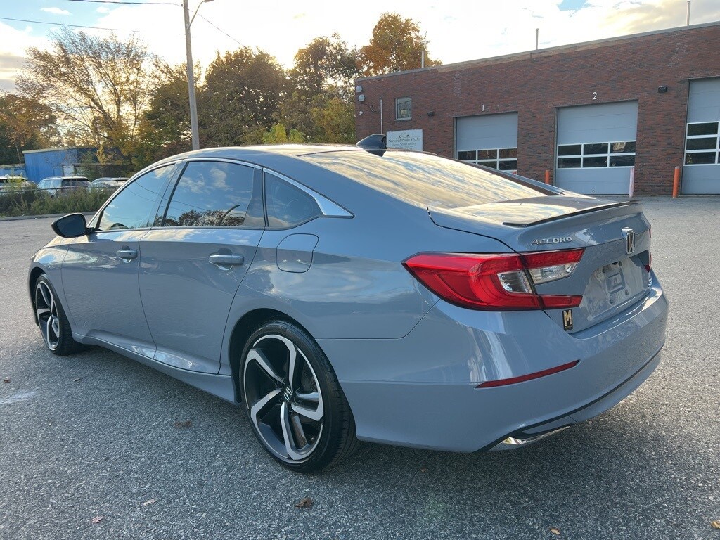 2022 Honda Accord Hybrid Sport photo 3
