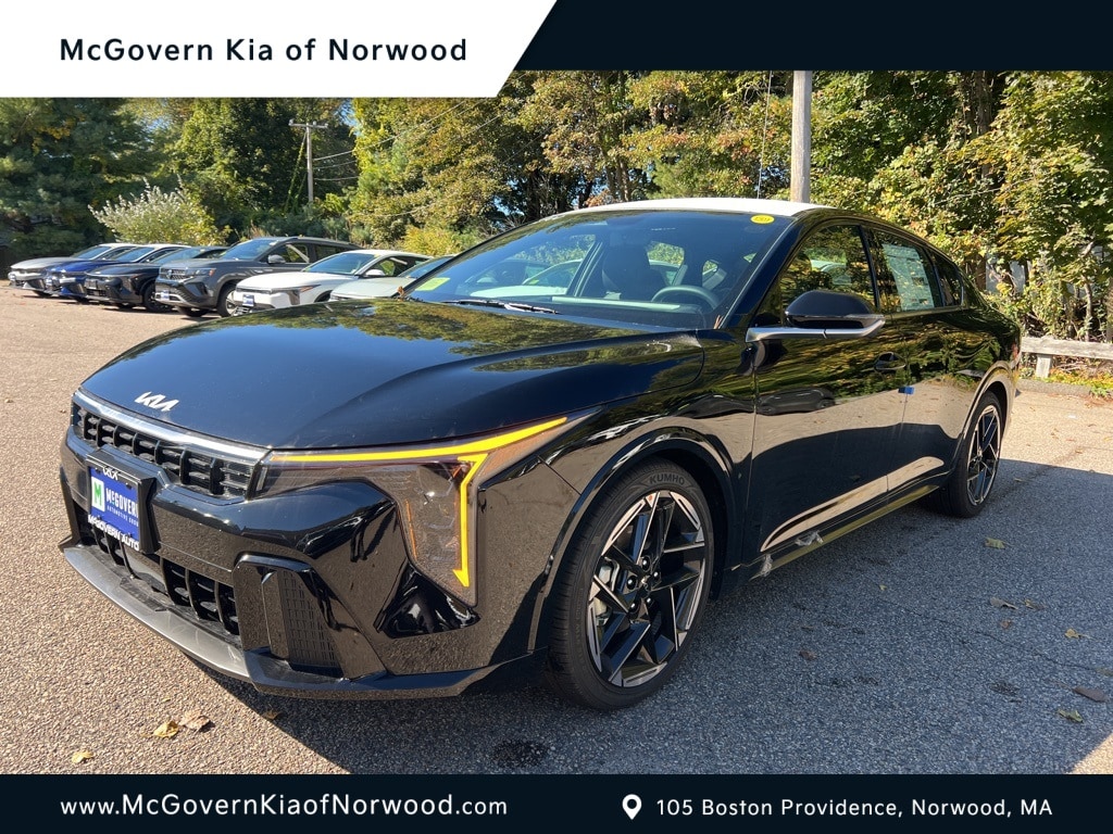 2025 Kia K4 GT-Line's photo