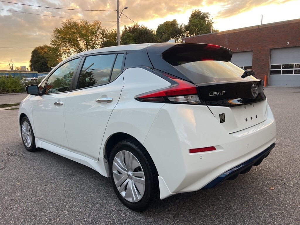 2020 Nissan Leaf S photo 3