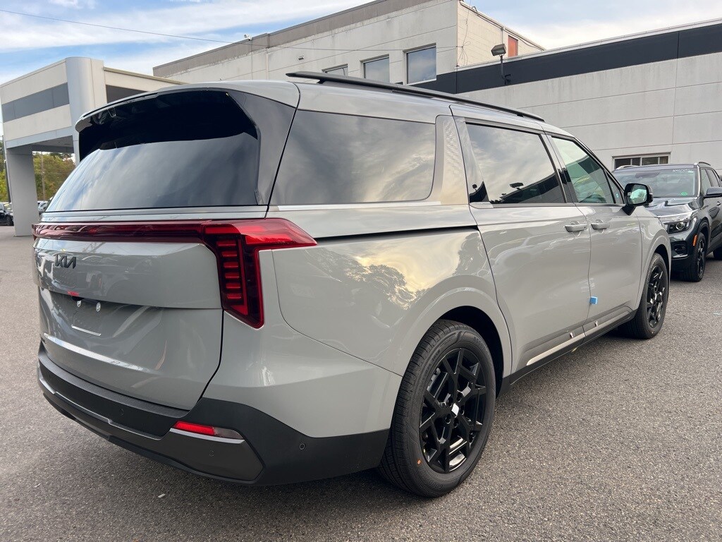 2026 Kia Carnival SX Prestige photo 2
