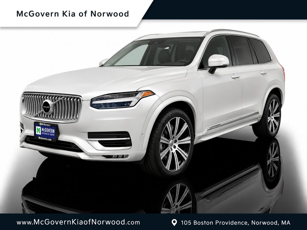 2022 Volvo XC90 T6 Inscription 6 Passenger AWD's photo